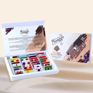 PIALA BOLA DI DUNIA COKELAT
