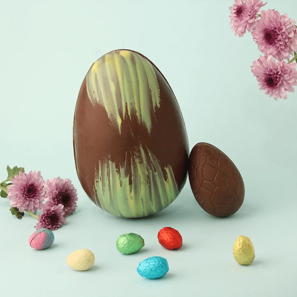 Chocolate Monggo Easter Giant Egg 300g Milk Coklat 41%